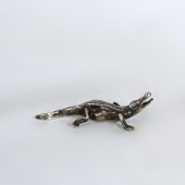 Ezüst miniatűr krokodil figura